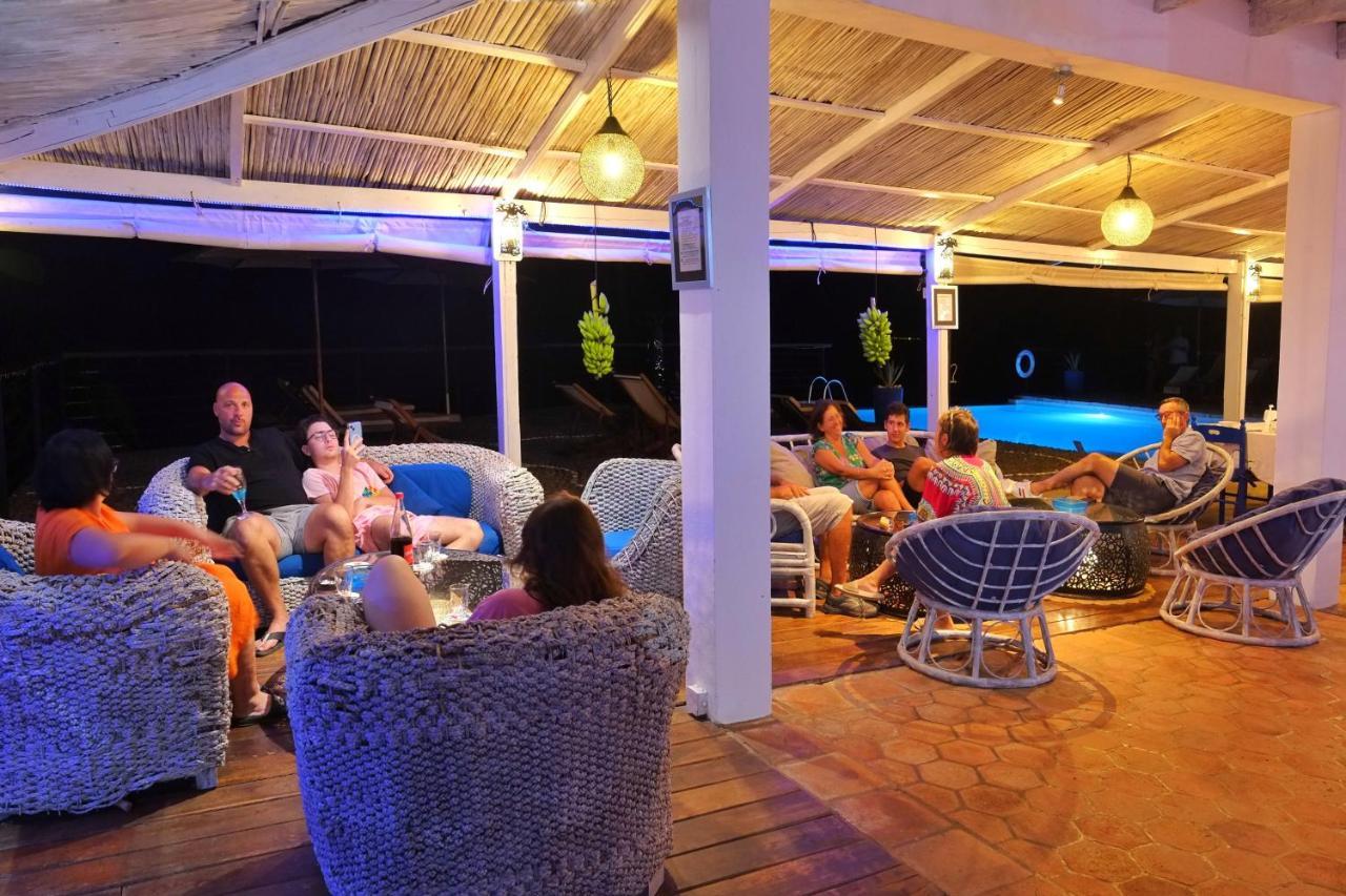Le Grand Bleu Hotel Andilana Exterior photo